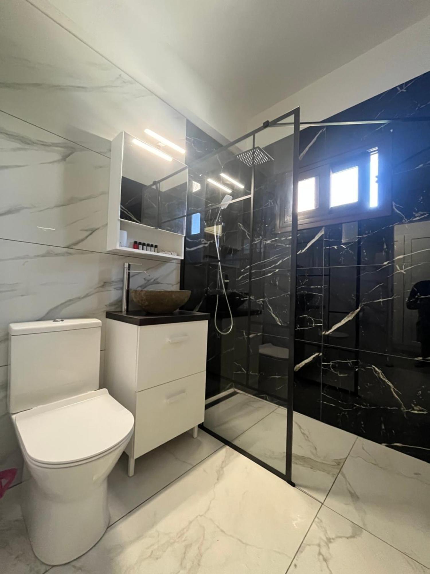 Serenityone - Centrally Located One Bedroom Apt Ayia Napa Exterior foto