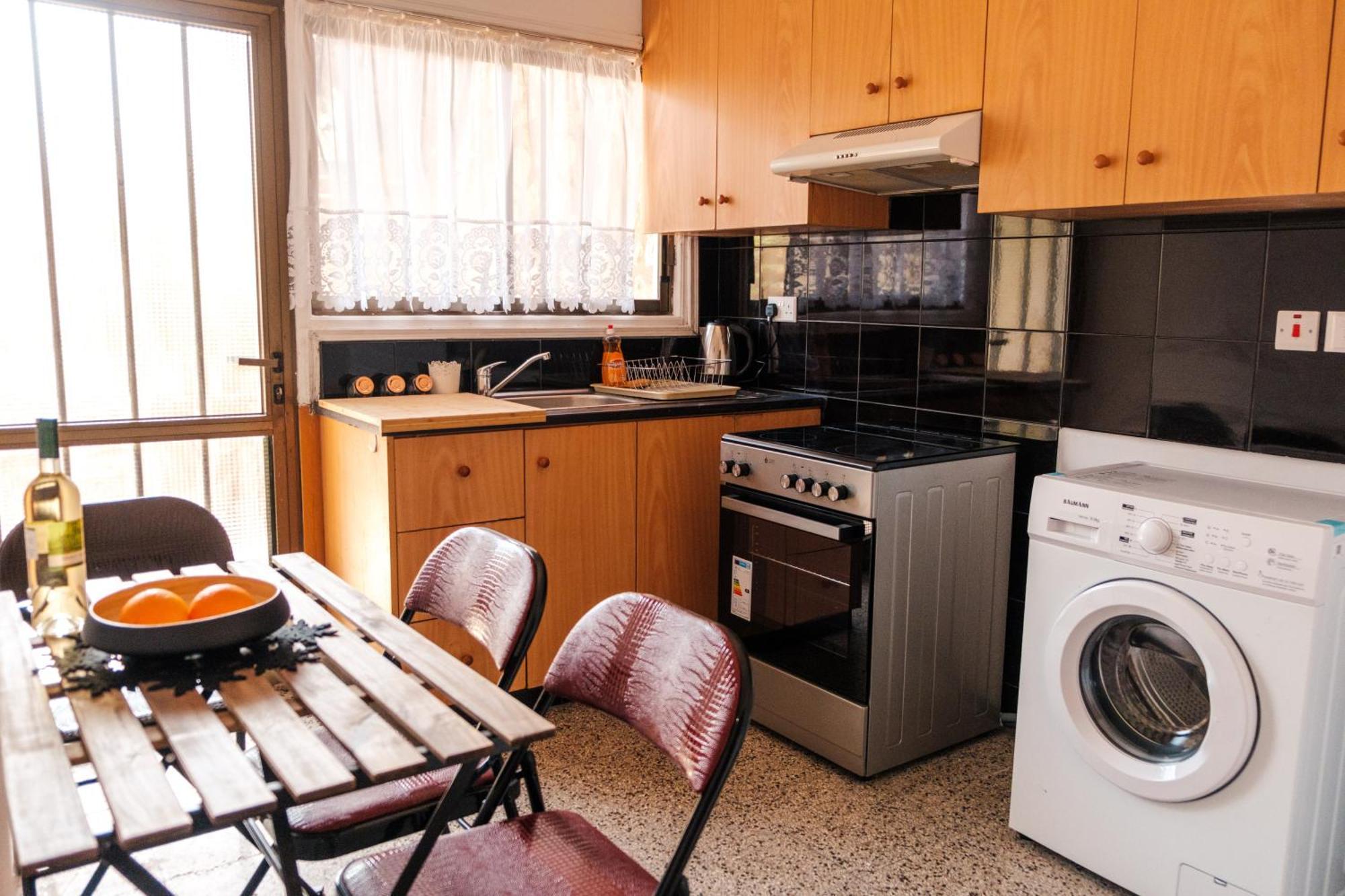 Serenityone - Centrally Located One Bedroom Apt Ayia Napa Exterior foto