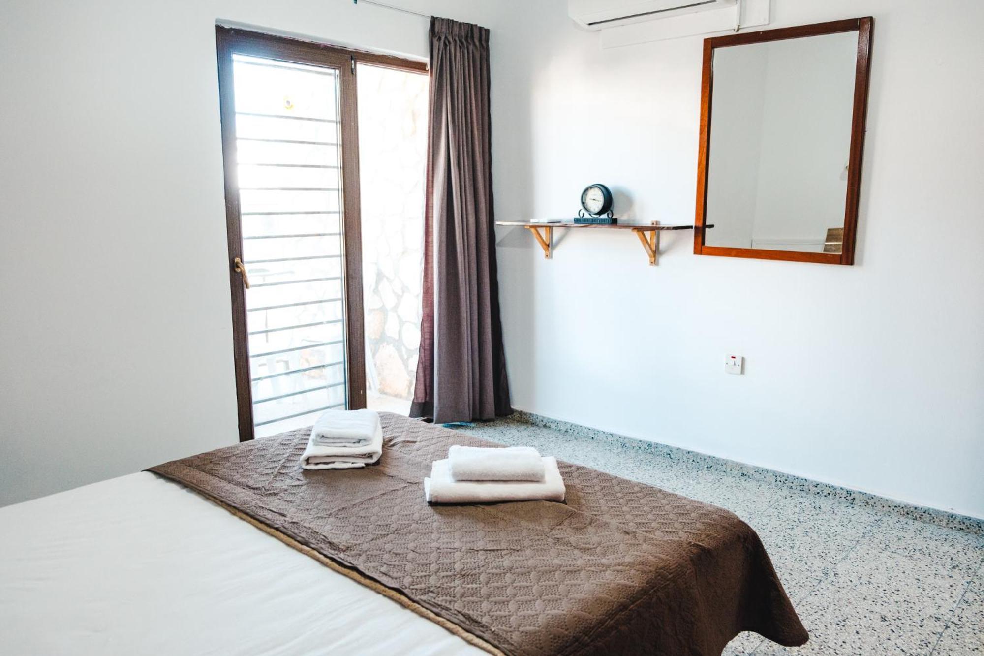 Serenityone - Centrally Located One Bedroom Apt Ayia Napa Exterior foto
